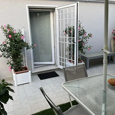 Sweet In Giardino Apartament
